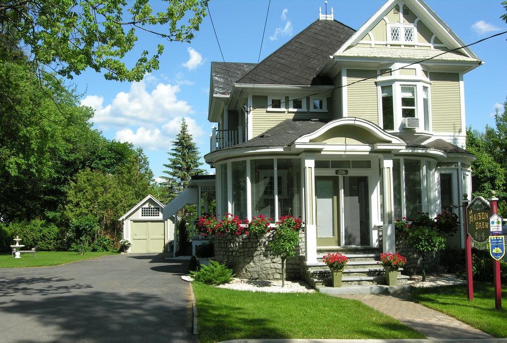 La Maison Drew B&B Magog Exterior photo